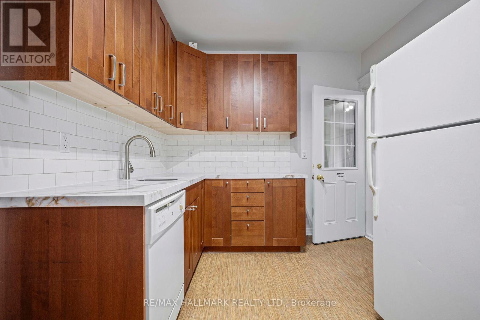 Main - 167 Heward Avenue, Toronto, ON - Indoor Photo Showing Kitchen