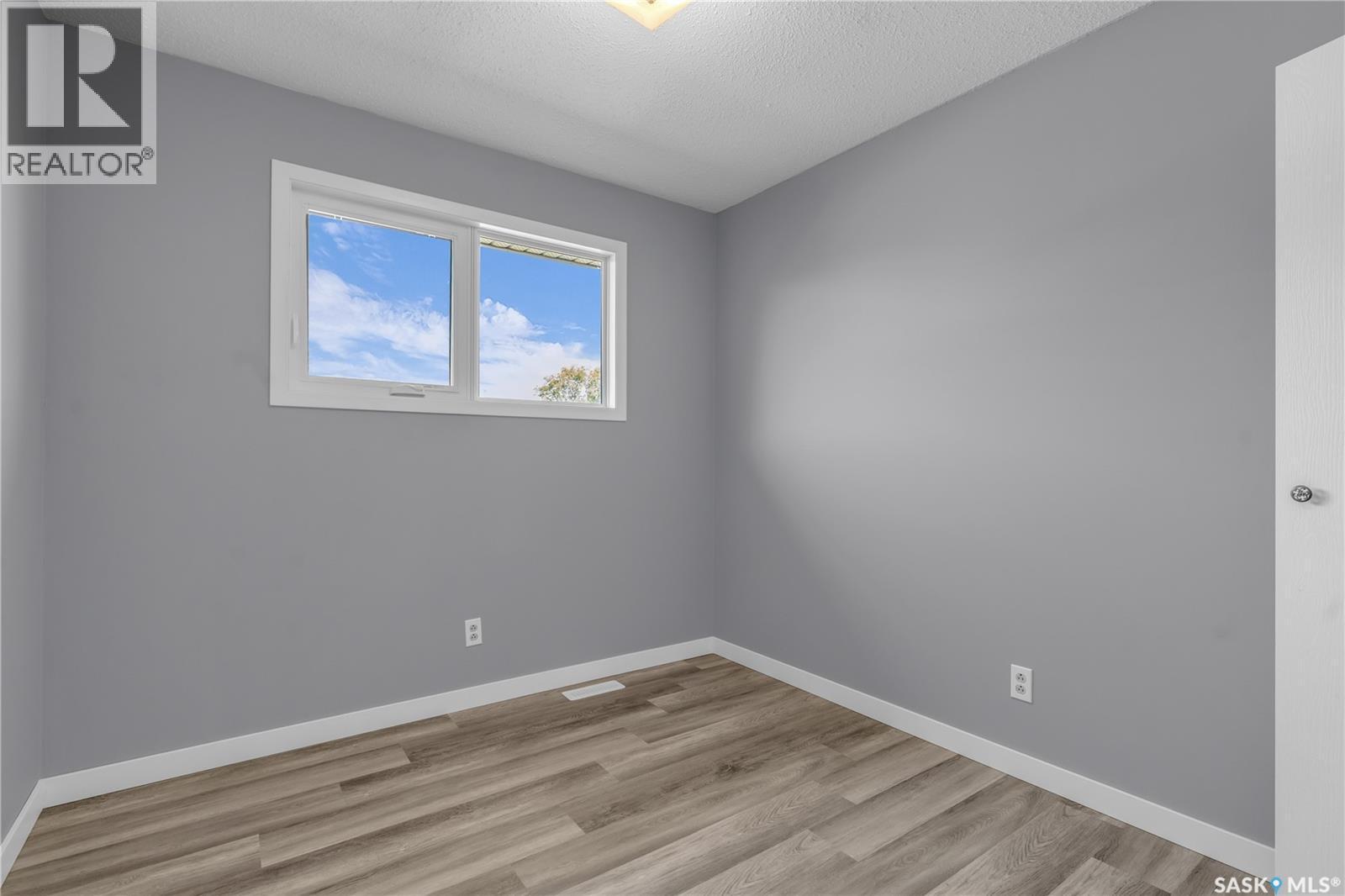 325 Riverside Drive, St. Louis, SK - Indoor Photo Showing Other Room