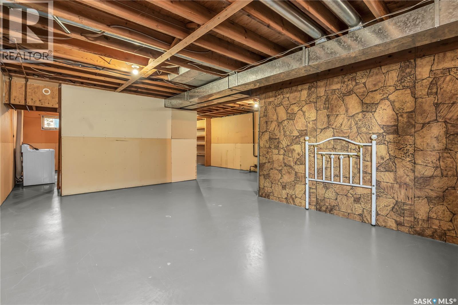325 Riverside Drive, St. Louis, SK - Indoor Photo Showing Basement