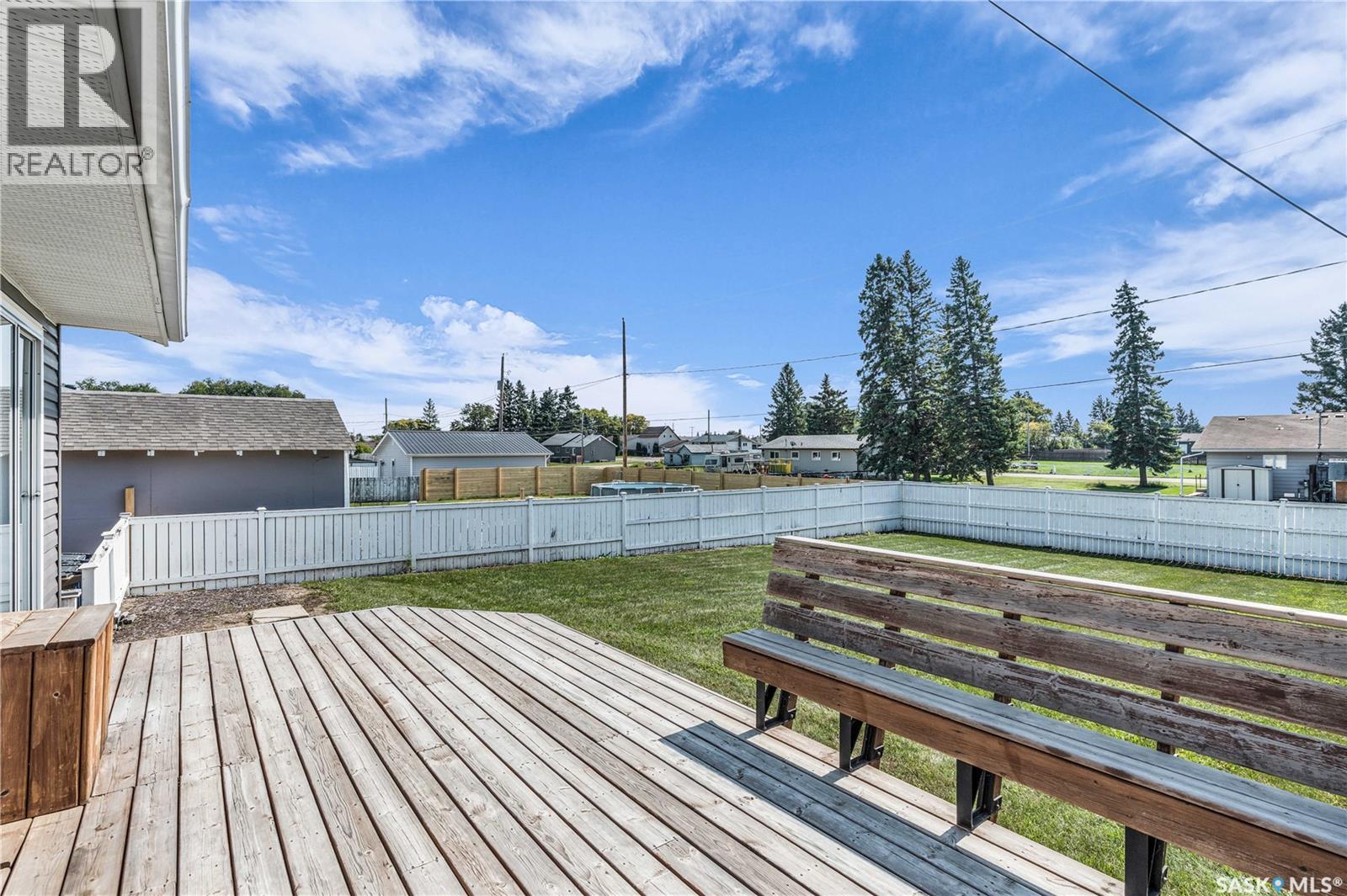 325 Riverside Drive, St. Louis, SK - Outdoor