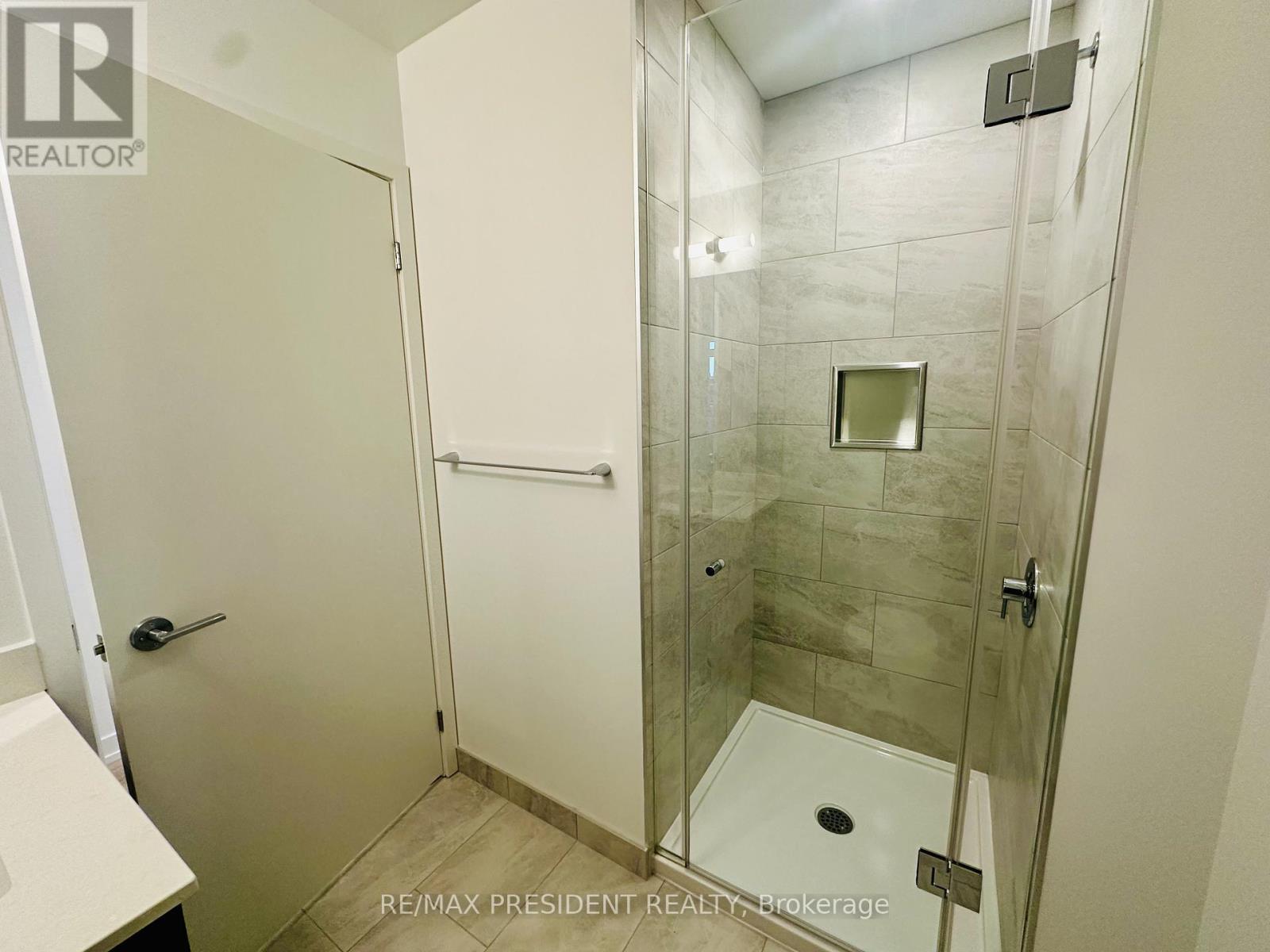 # 2311 - 395 Square One Drive, Mississauga, ON - Indoor Photo Showing Bathroom