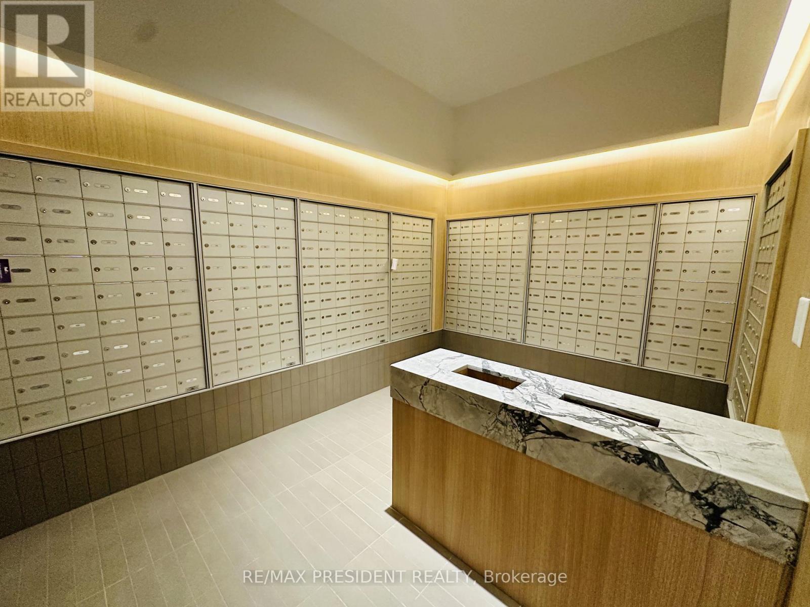 # 2311 - 395 Square One Drive, Mississauga, ON - Indoor Photo Showing Other Room