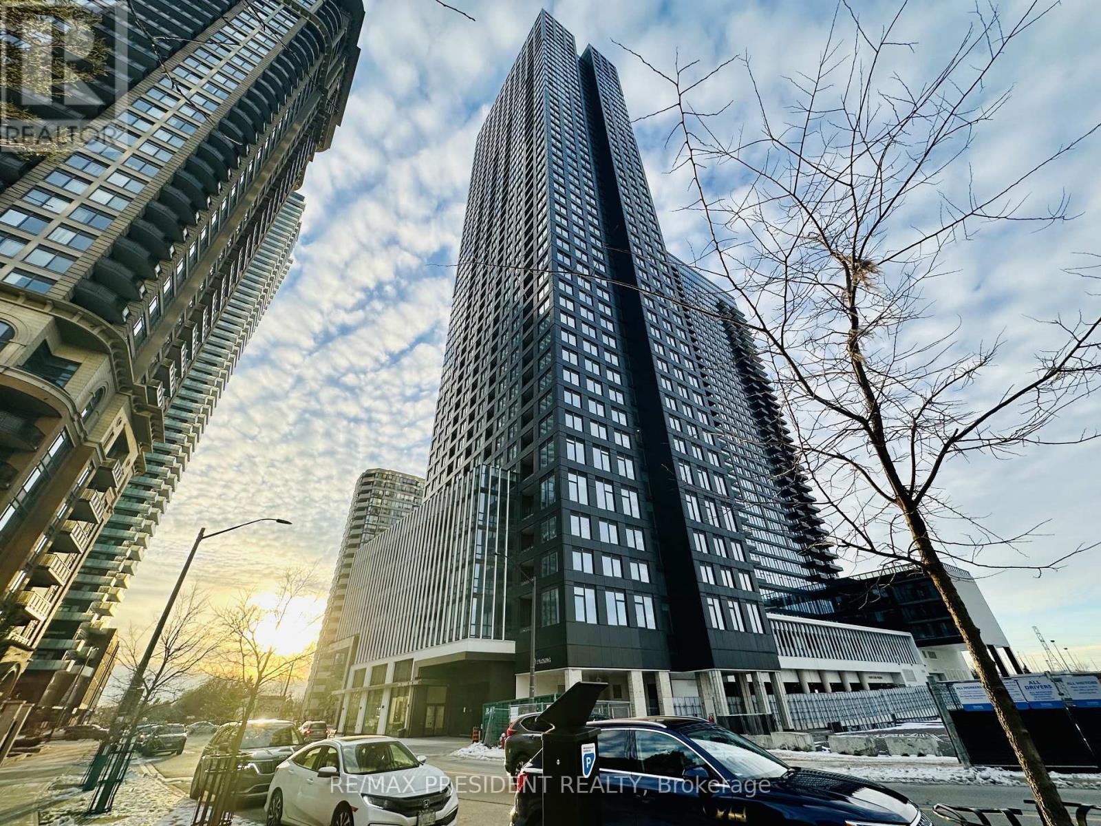 # 2311 - 395 Square One Drive, Mississauga, ON - Outdoor With Facade