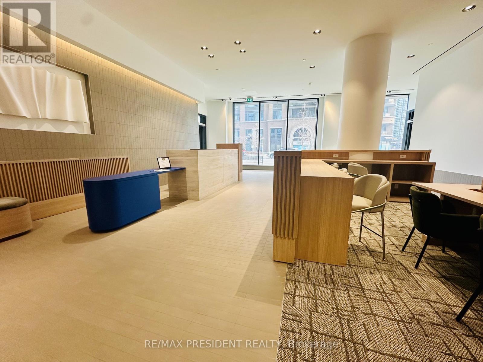 # 2311 - 395 Square One Drive, Mississauga, ON - Indoor Photo Showing Other Room