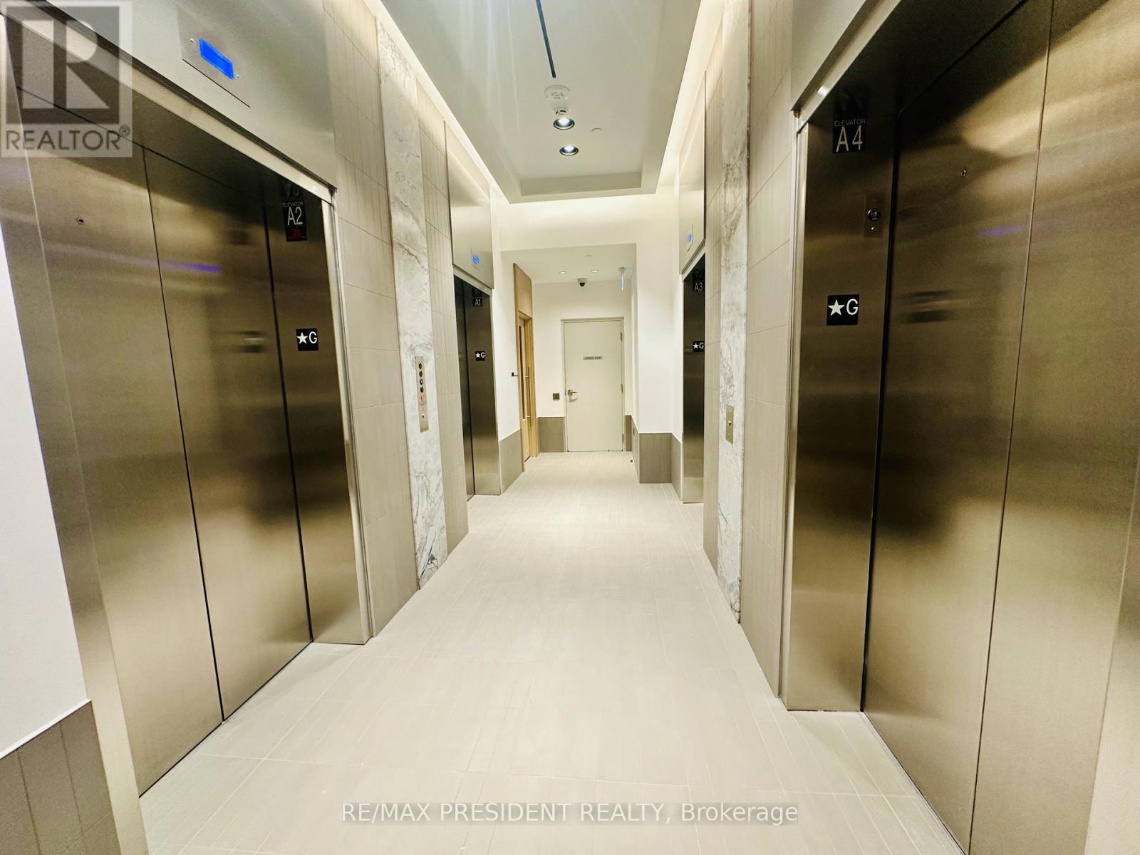 # 2311 - 395 Square One Drive, Mississauga, ON - Indoor Photo Showing Other Room