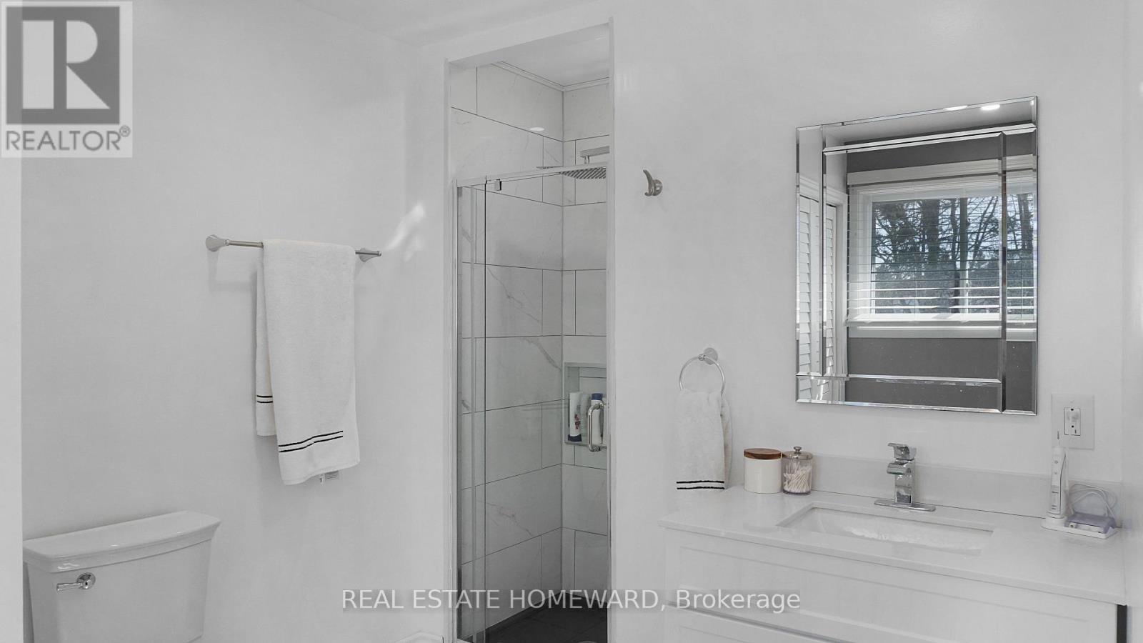 21 Glen Watford Road, Cobourg, ON - Indoor Photo Showing Bathroom