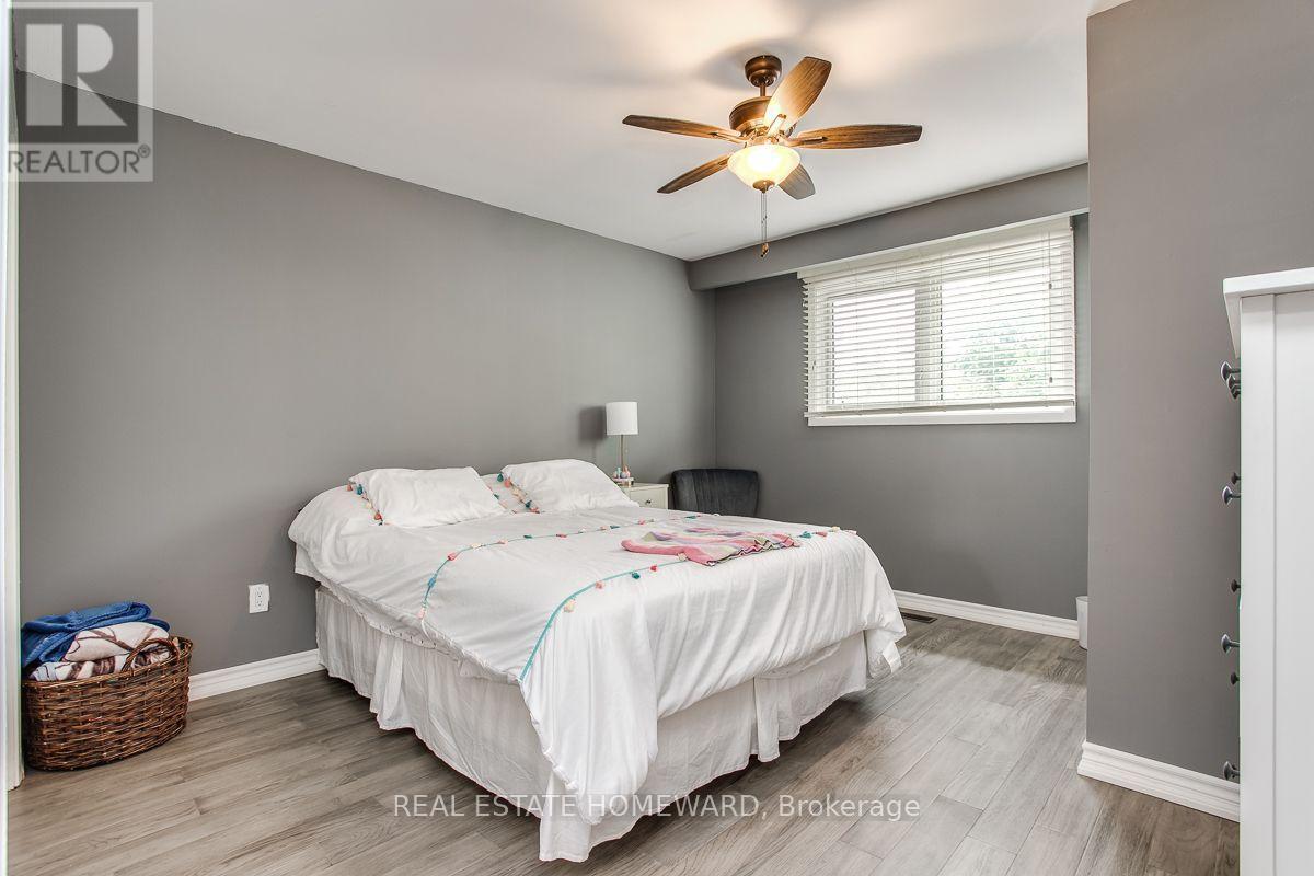 21 Glen Watford Road, Cobourg, ON - Indoor Photo Showing Bedroom