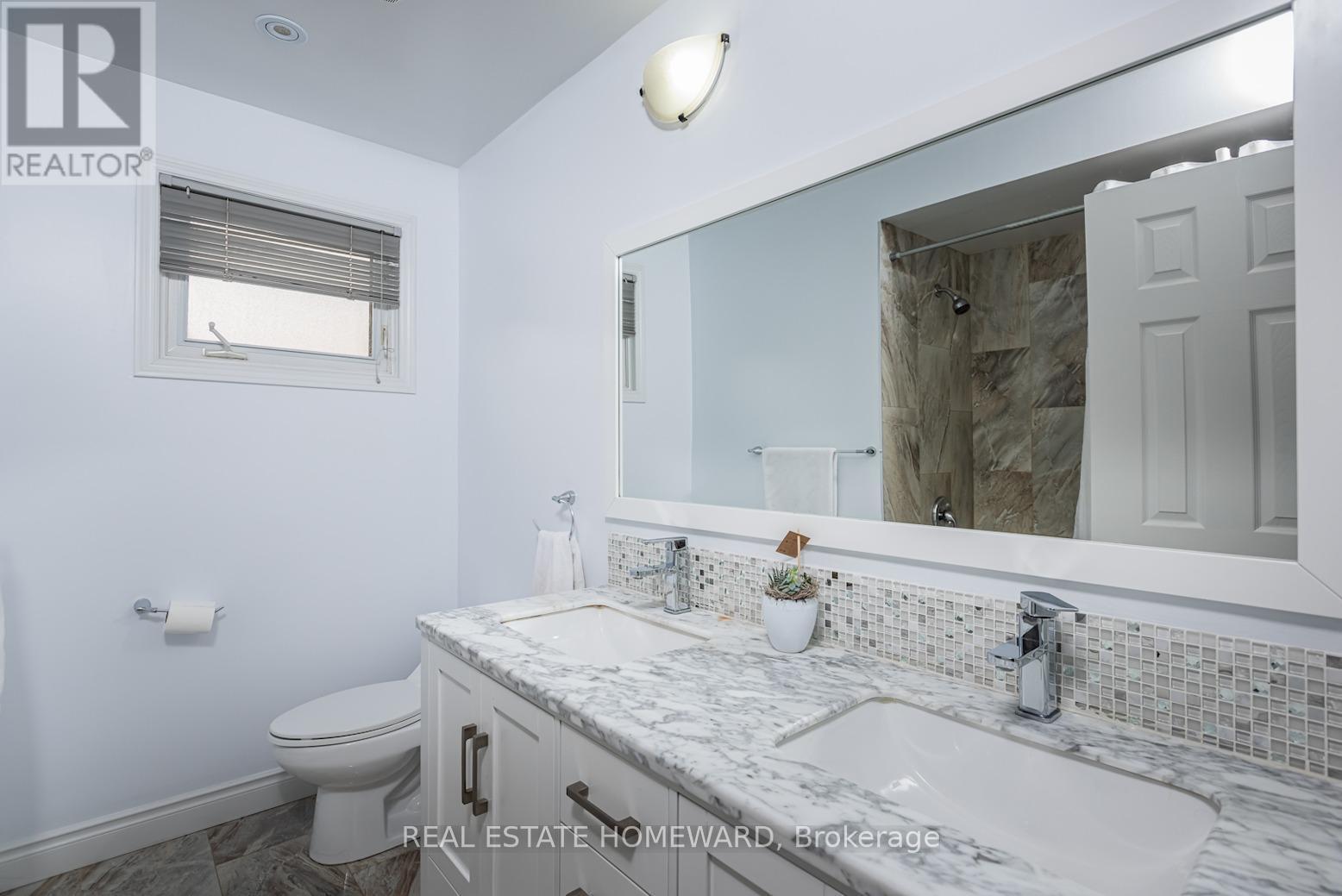 21 Glen Watford Road, Cobourg, ON - Indoor Photo Showing Bathroom