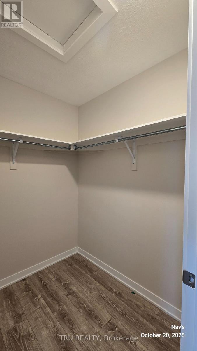 Huge closet in primary bedroom - 887 Andesite Terrace, Ottawa, ON - Indoor With Storage