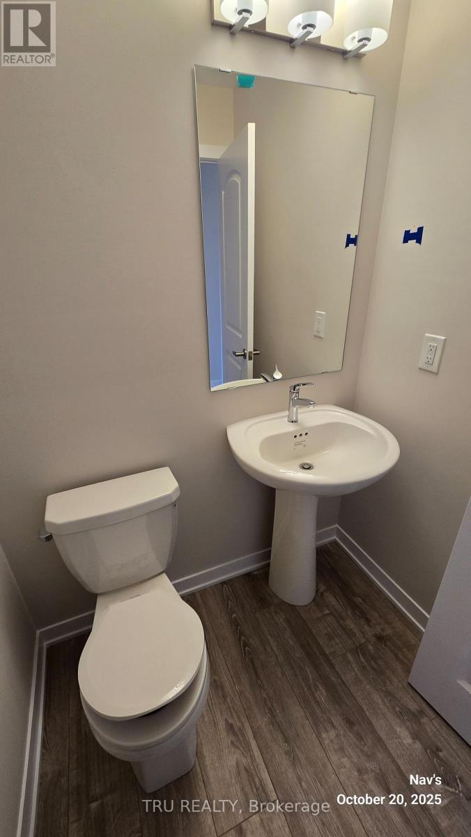 887 Andesite Terrace, Ottawa, ON - Indoor Photo Showing Bathroom