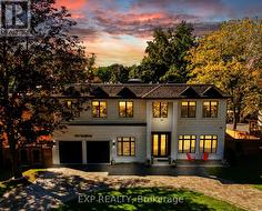 150 WOLFDALE AVENUE Oakville, ON L6L 4S1