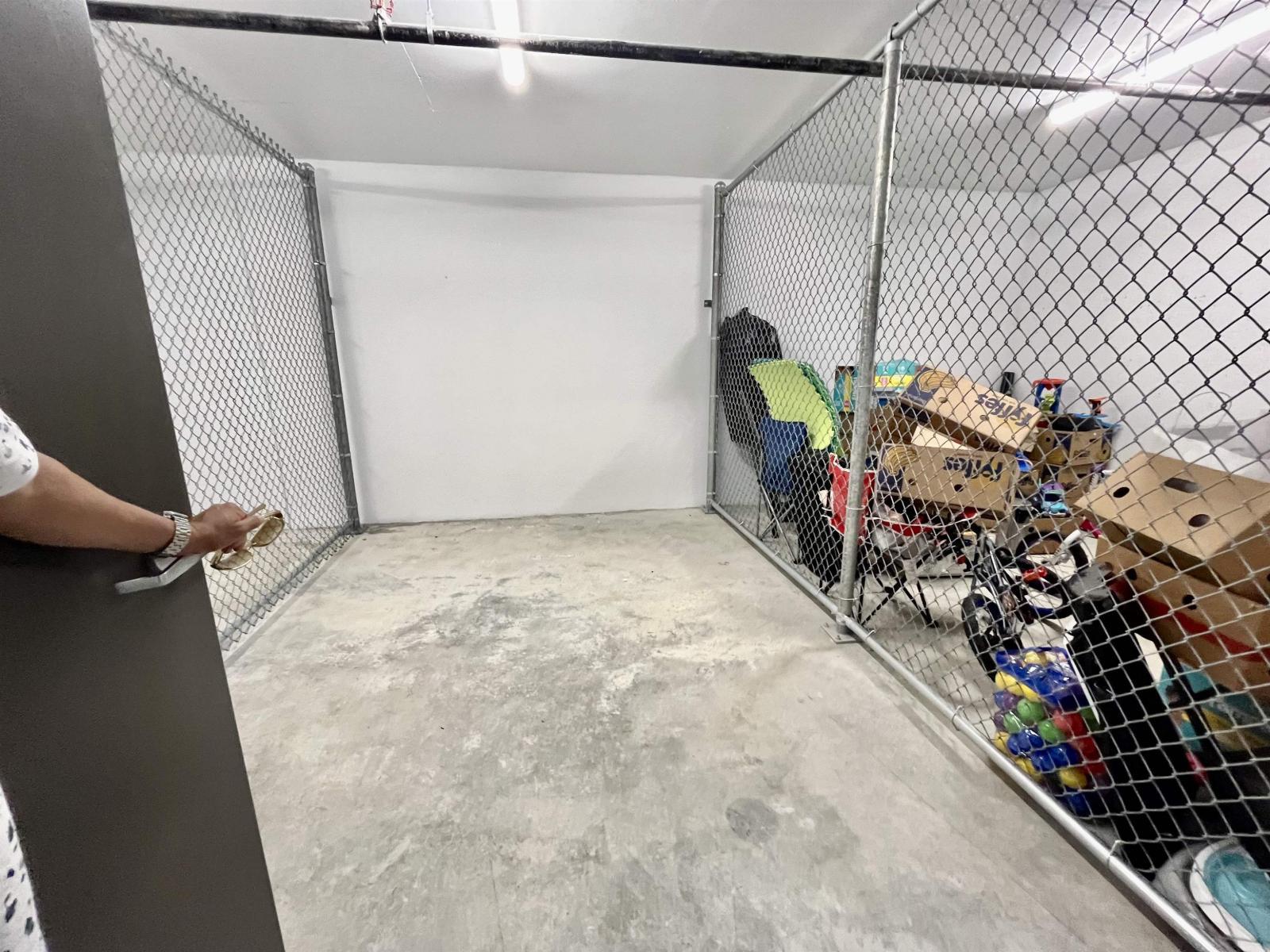 216 8379 201 Street, Langley, BC - Indoor