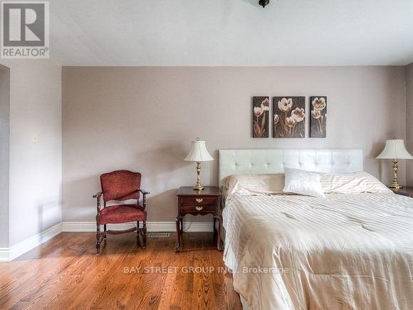 15 Kathrose Drive, Toronto, ON - Indoor Photo Showing Bedroom