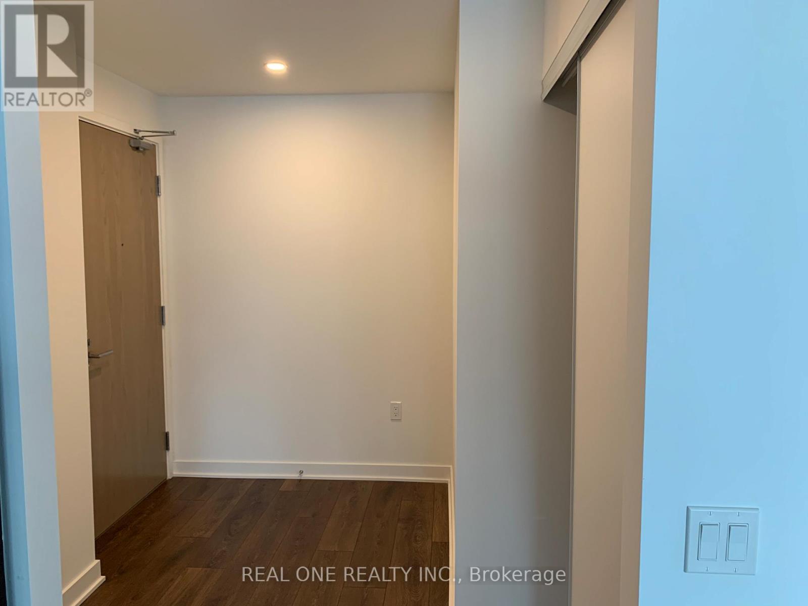 2905 - 125 Blue Jays Way, Toronto, ON - Indoor Photo Showing Other Room