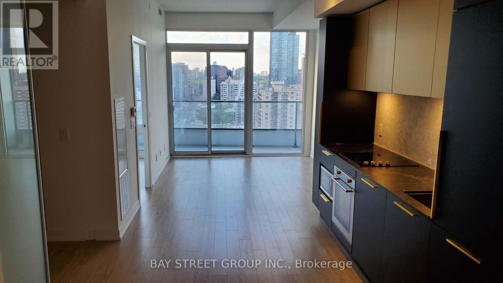 Living - 2508 - 85 Wood Street, Toronto, ON - Indoor