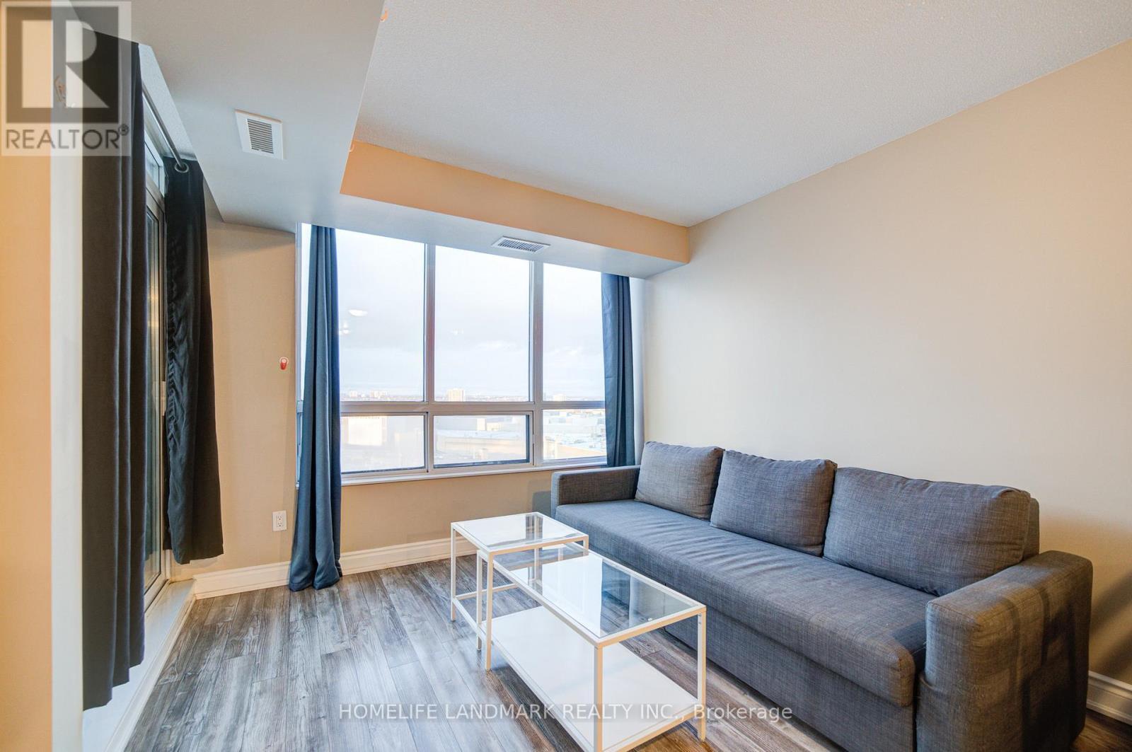 807 - 50 Brian Harrison Way, Toronto, ON - Indoor Photo Showing Living Room