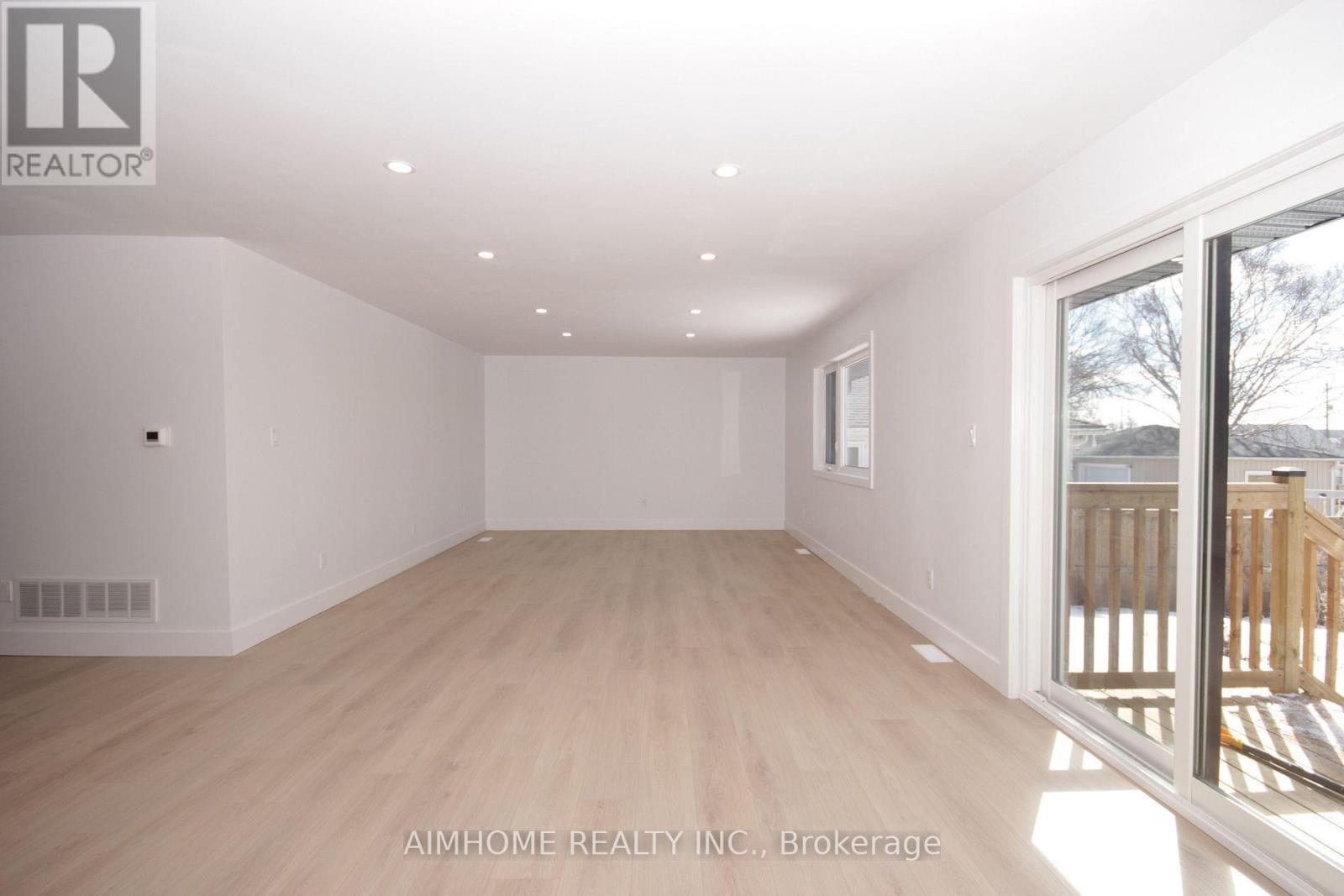 Main - 1162 Nelson Street, Oshawa, ON - Indoor Photo Showing Other Room