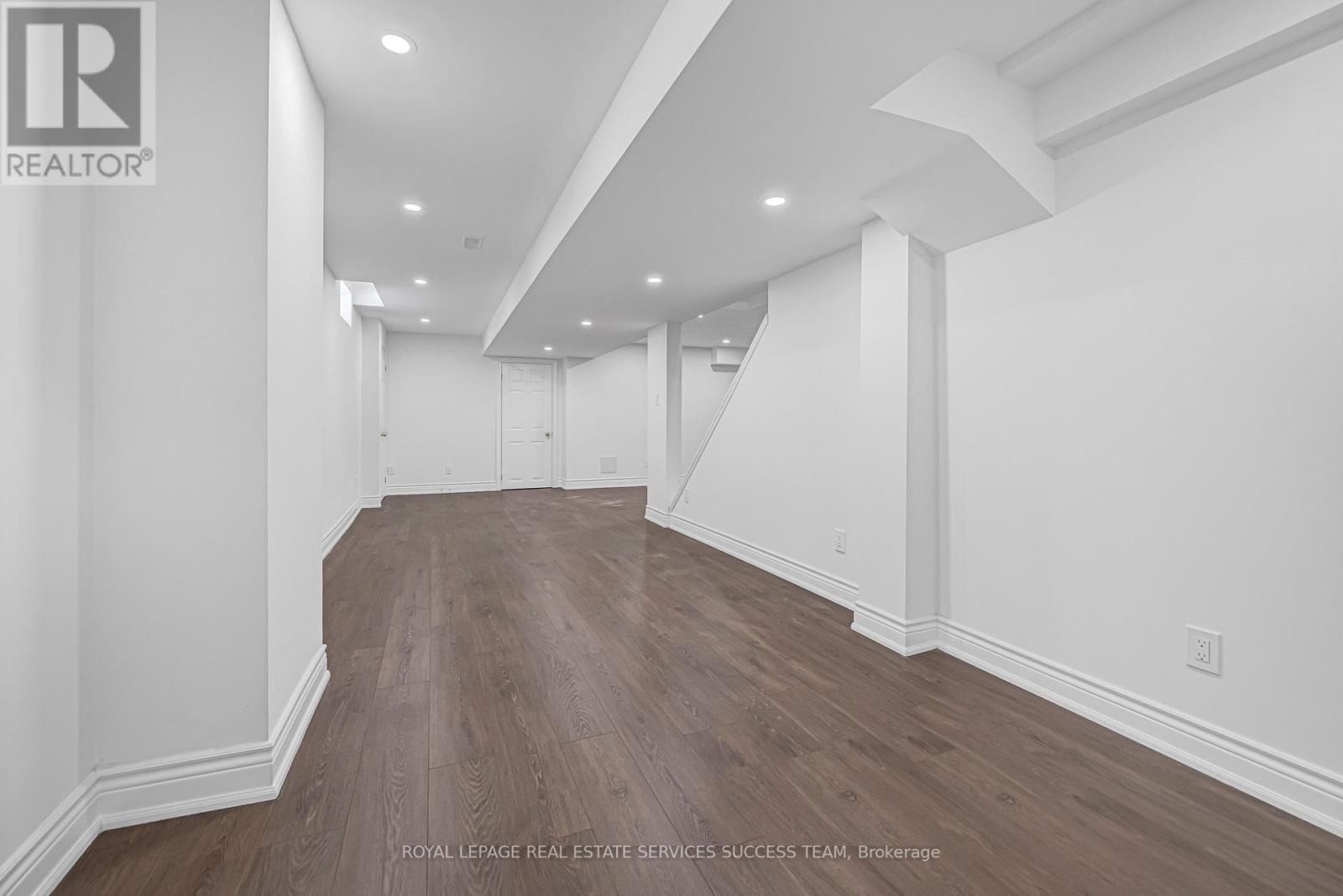 681 Bristol Road W, Mississauga, ON - Indoor Photo Showing Other Room