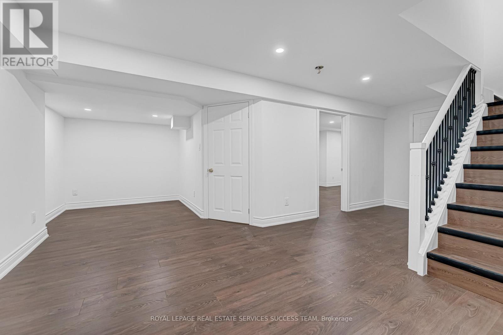 681 Bristol Road W, Mississauga, ON - Indoor Photo Showing Other Room