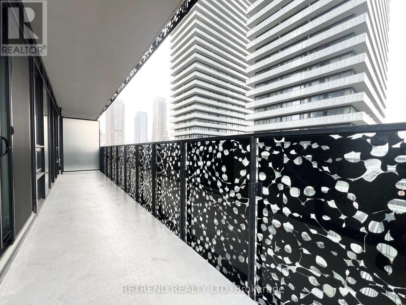 1912 - 55 Charles Street E, Toronto, ON - Outdoor