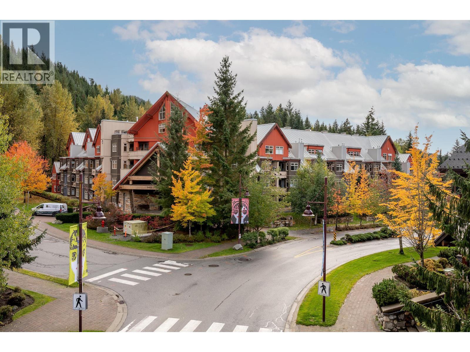 322 2050 Lake Placid Road, Whistler, BC - Outdoor