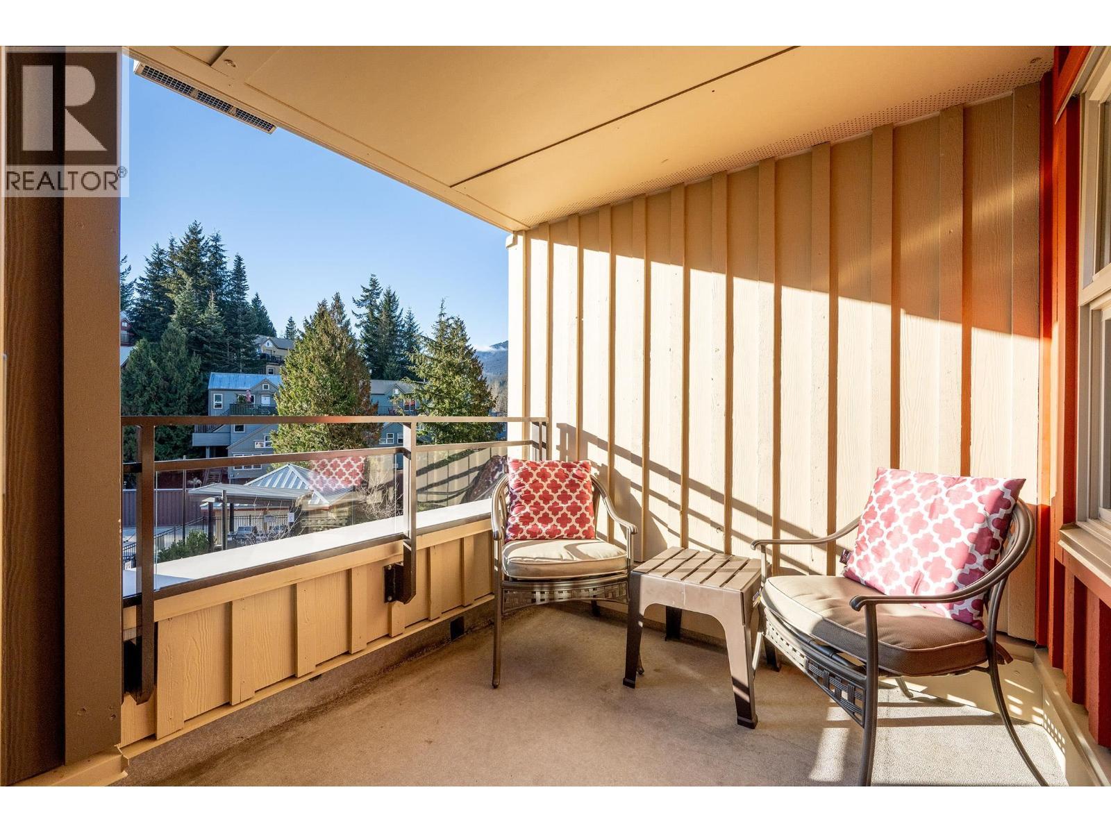 322 2050 Lake Placid Road, Whistler, BC - With Exterior