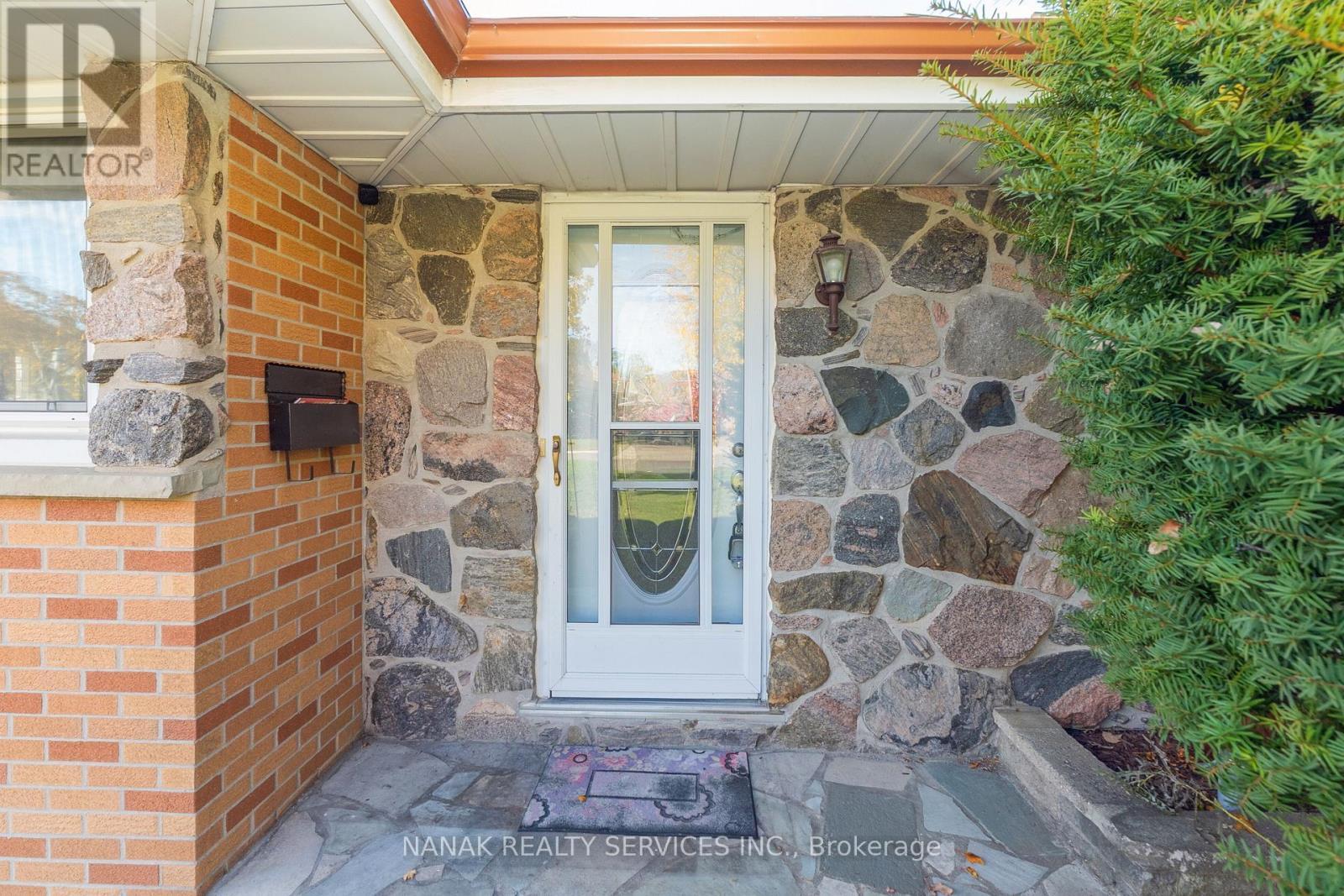 47 Jasper Crescent, London East, ON - Outdoor