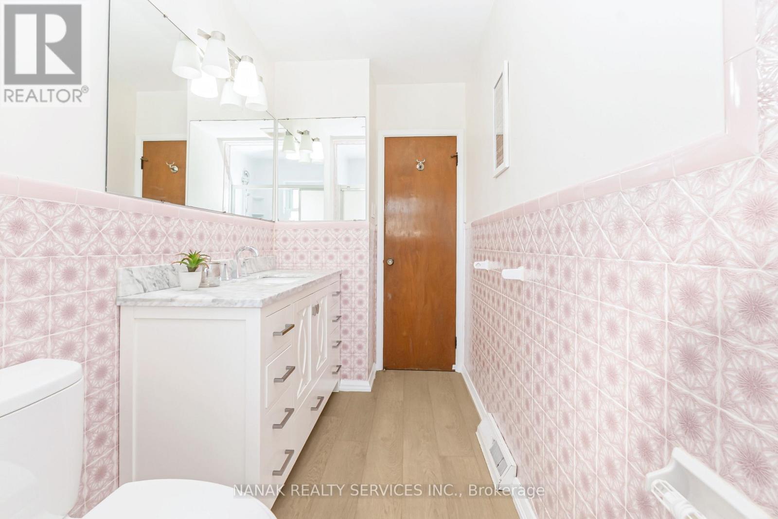47 Jasper Crescent, London East, ON - Indoor Photo Showing Bathroom