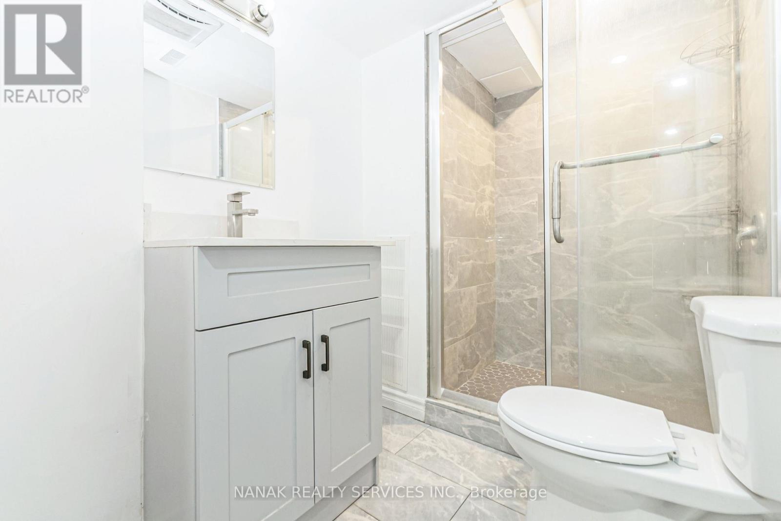 47 Jasper Crescent, London East, ON - Indoor Photo Showing Bathroom