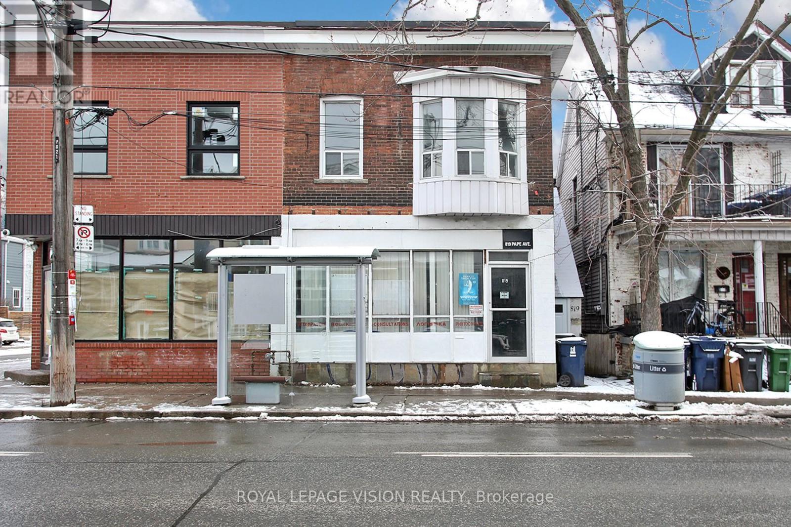 819 Pape Avenue, Toronto, ON