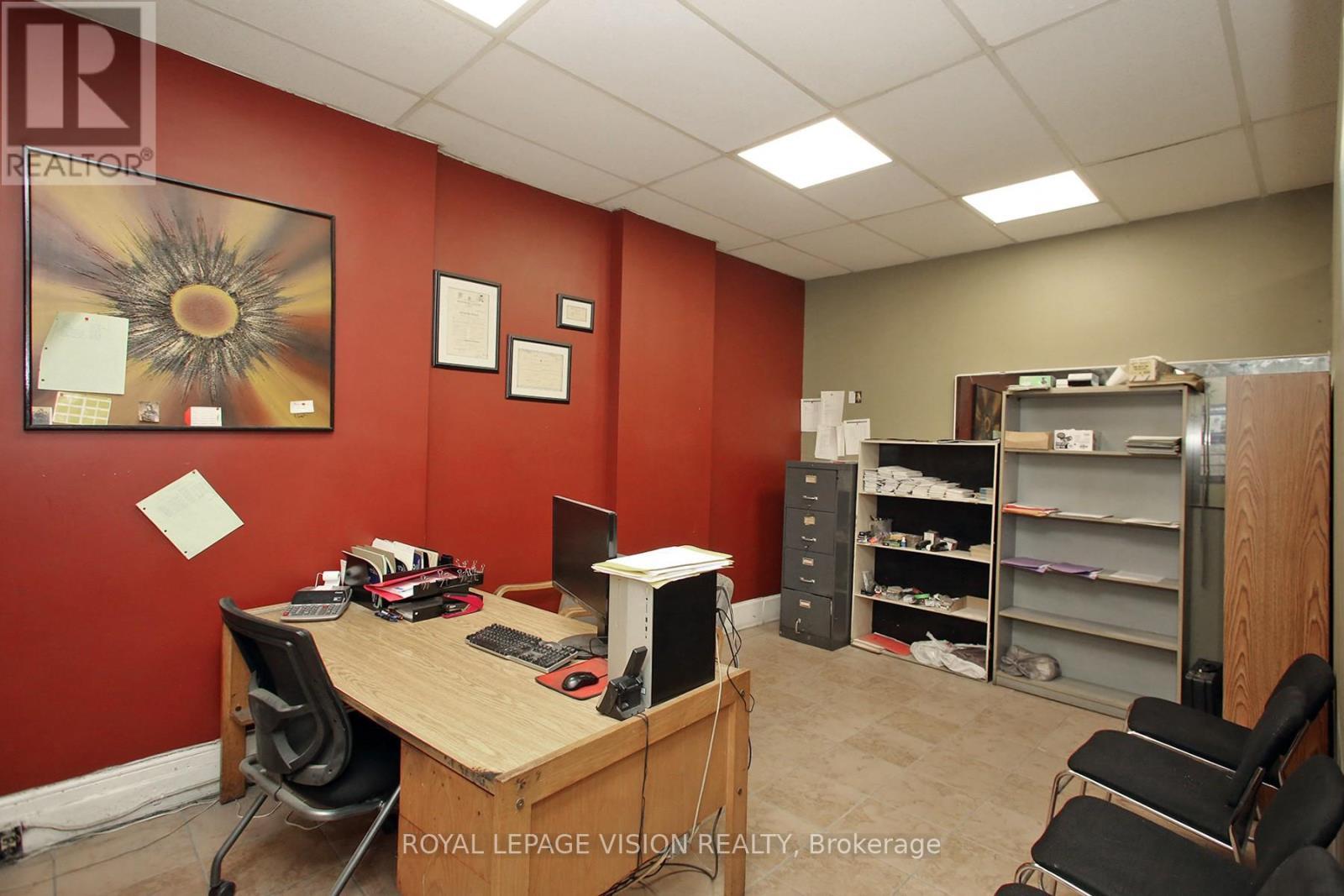 819 Pape Avenue, Toronto, ON