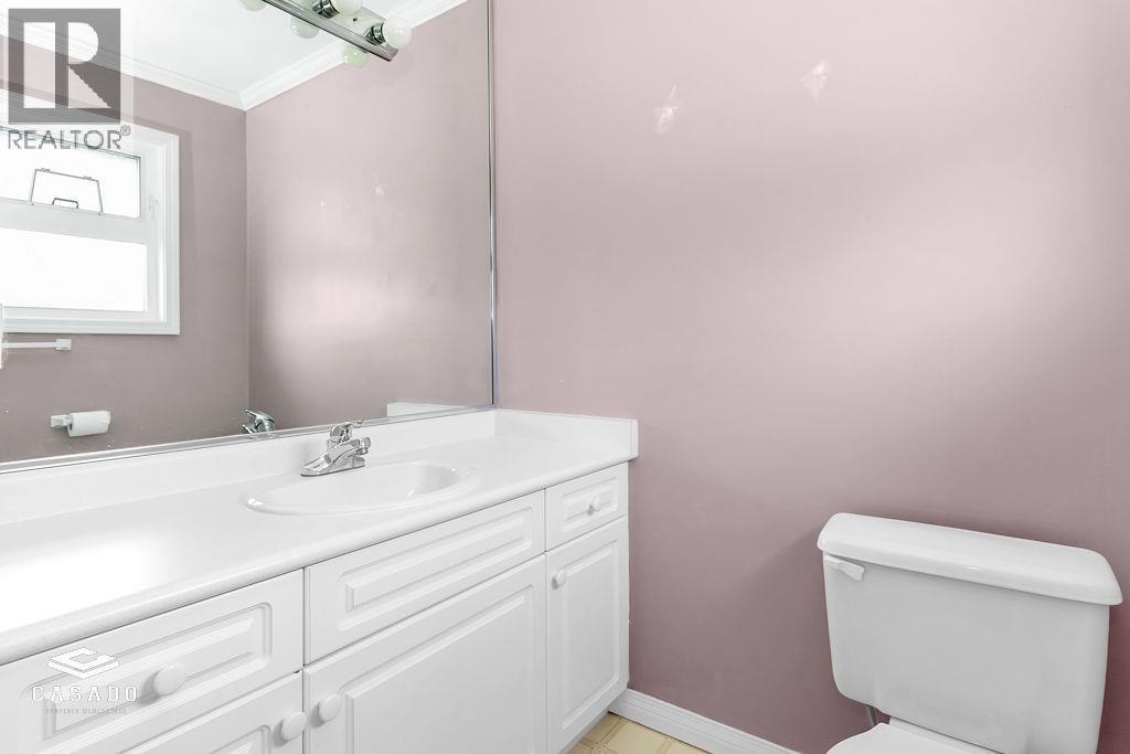 5311 9A Avenue, Delta, BC - Indoor Photo Showing Bathroom