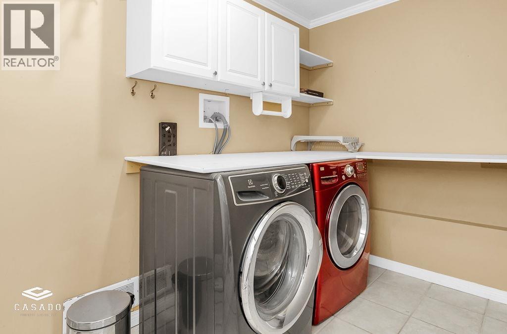 5311 9A Avenue, Delta, BC - Indoor Photo Showing Laundry Room