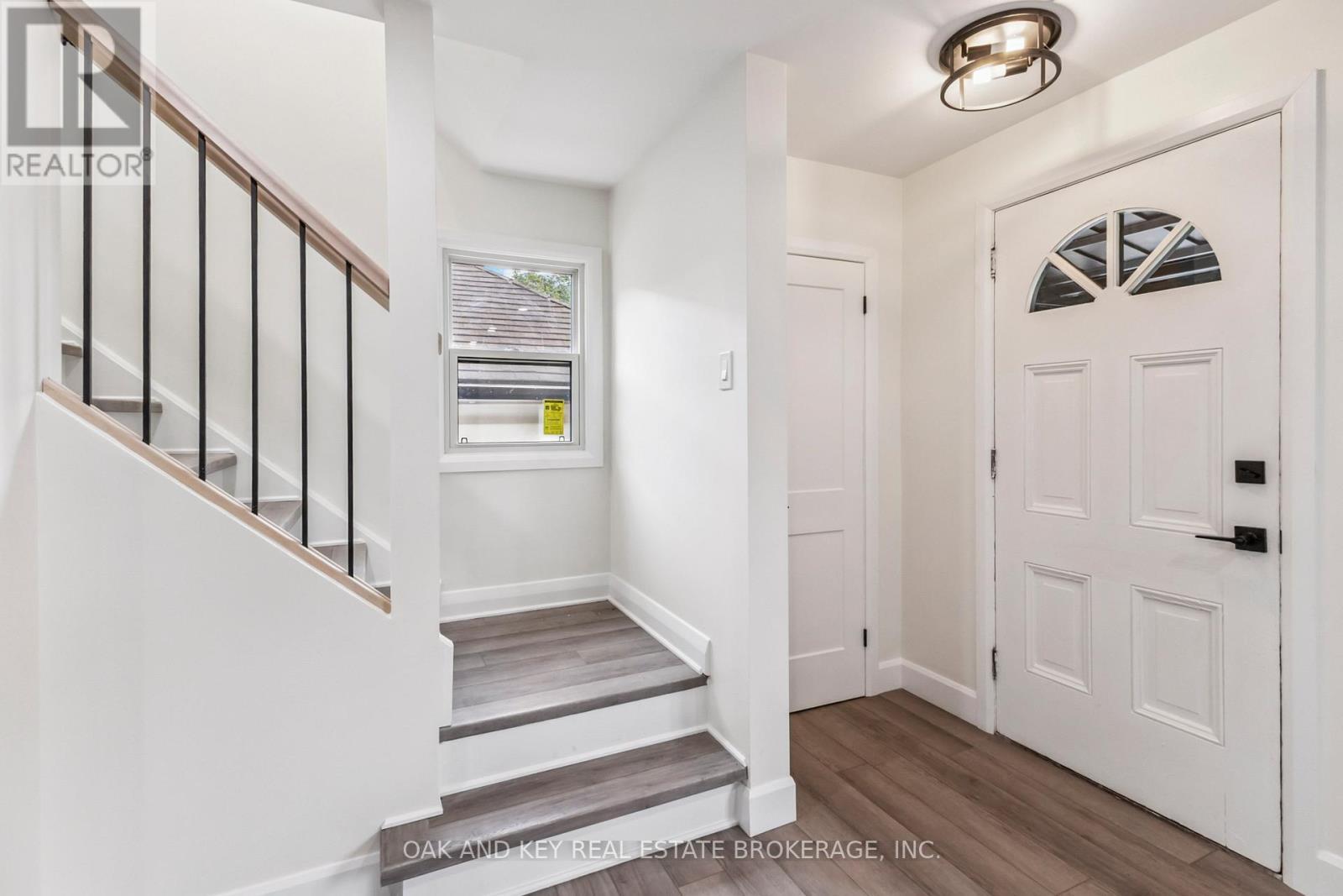 90 Jacqueline Street, London South (South I), ON - Indoor Photo Showing Other Room