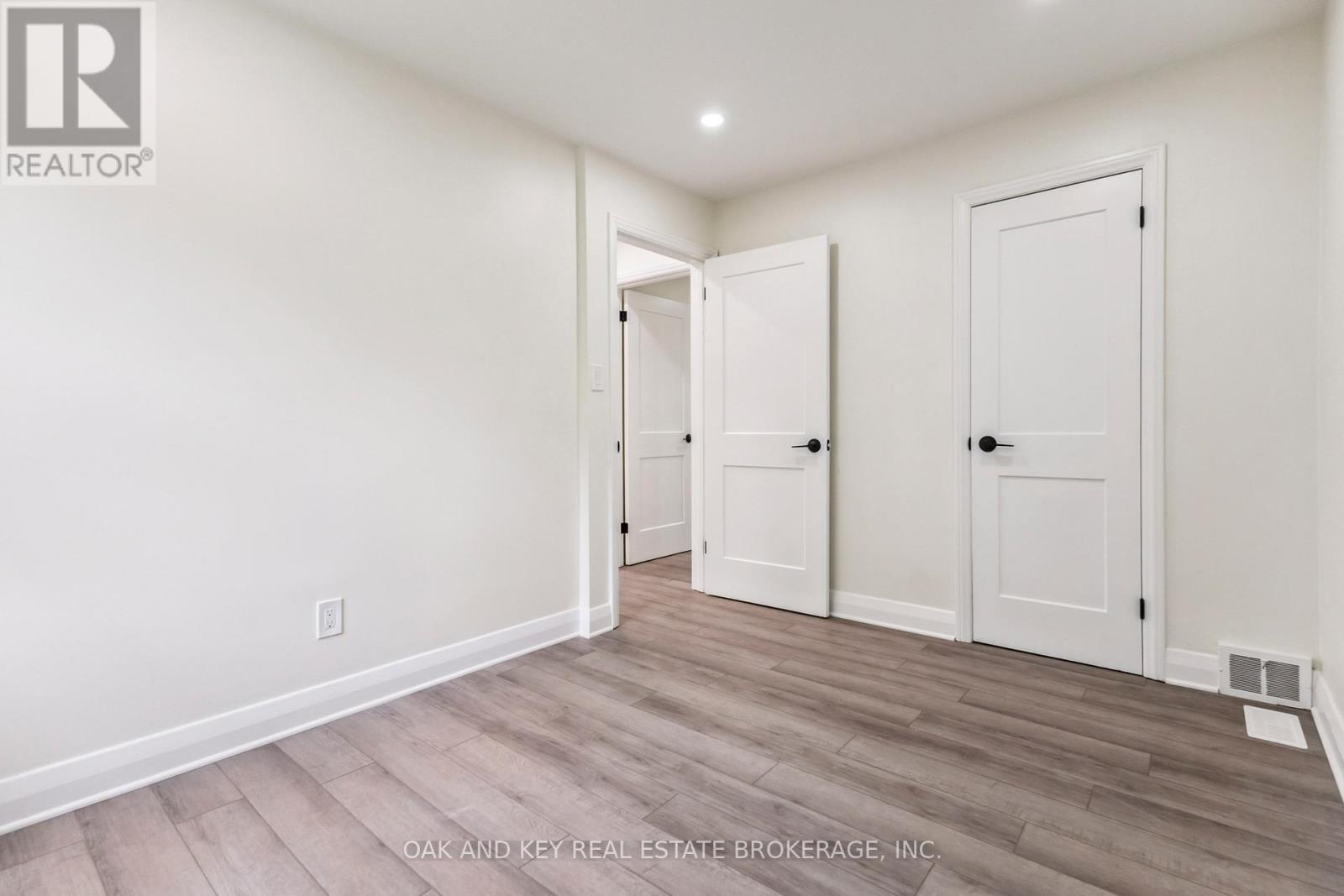 90 Jacqueline Street, London South (South I), ON - Indoor Photo Showing Other Room