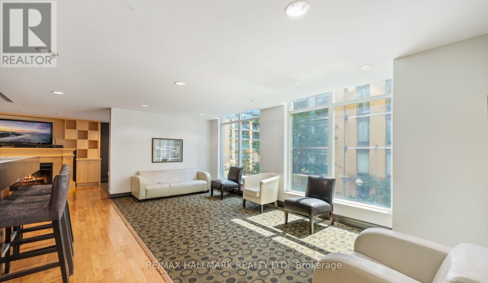 1205 - 8 Scollard Street, Toronto, ON - Indoor With Fireplace