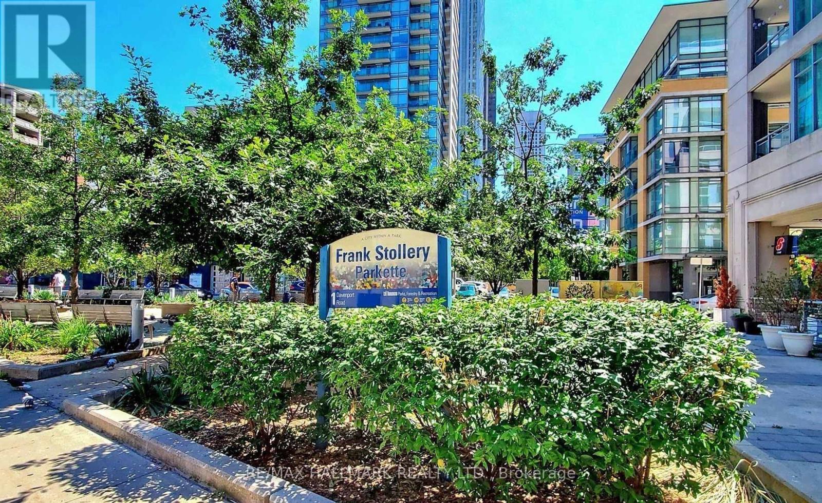 1205 - 8 Scollard Street, Toronto, ON - Outdoor