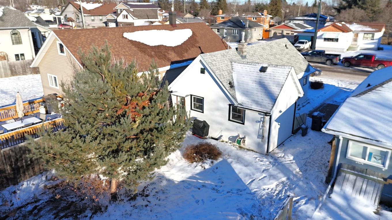 172 Bruce Street, Thunder Bay, ON - Outdoor