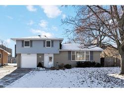 537 BERKSHIRE Road Sarnia, ON N7V 1Y4
