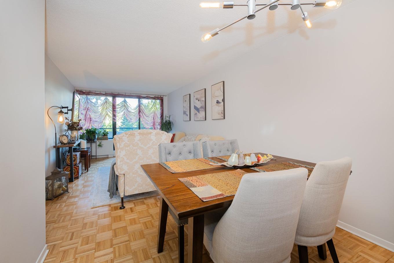 Intérieur - 216-2555 Av. Du Havre-Des-Îles, Laval (Chomedey), QC - Indoor Photo Showing Dining Room