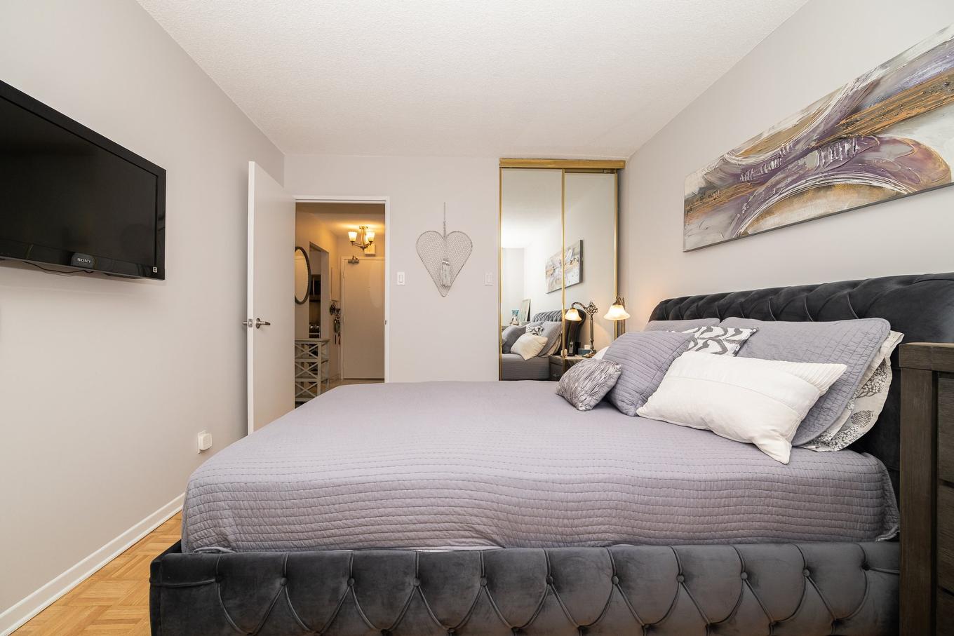 Chambre à coucher principale - 216-2555 Av. Du Havre-Des-Îles, Laval (Chomedey), QC - Indoor Photo Showing Bedroom