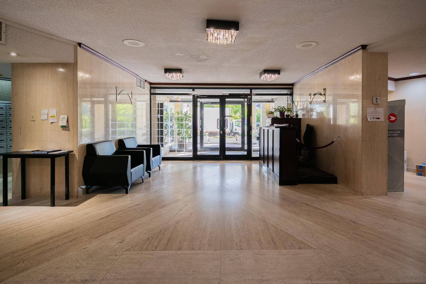 Réception - 216-2555 Av. Du Havre-Des-Îles, Laval (Chomedey), QC - Indoor Photo Showing Other Room