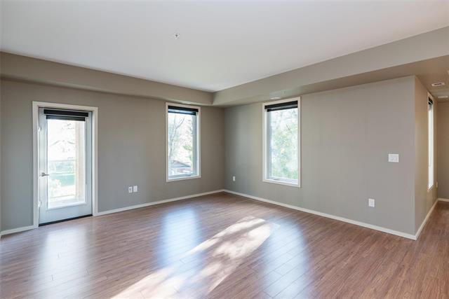 211-760 Tache Ave, Winnipeg, MB