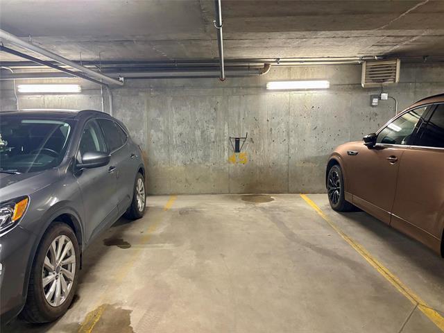 211-760 Tache Ave, Winnipeg, MB