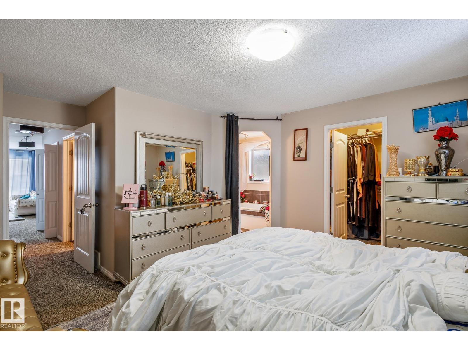 17116 121 St Nw, Edmonton, AB - Indoor Photo Showing Bedroom