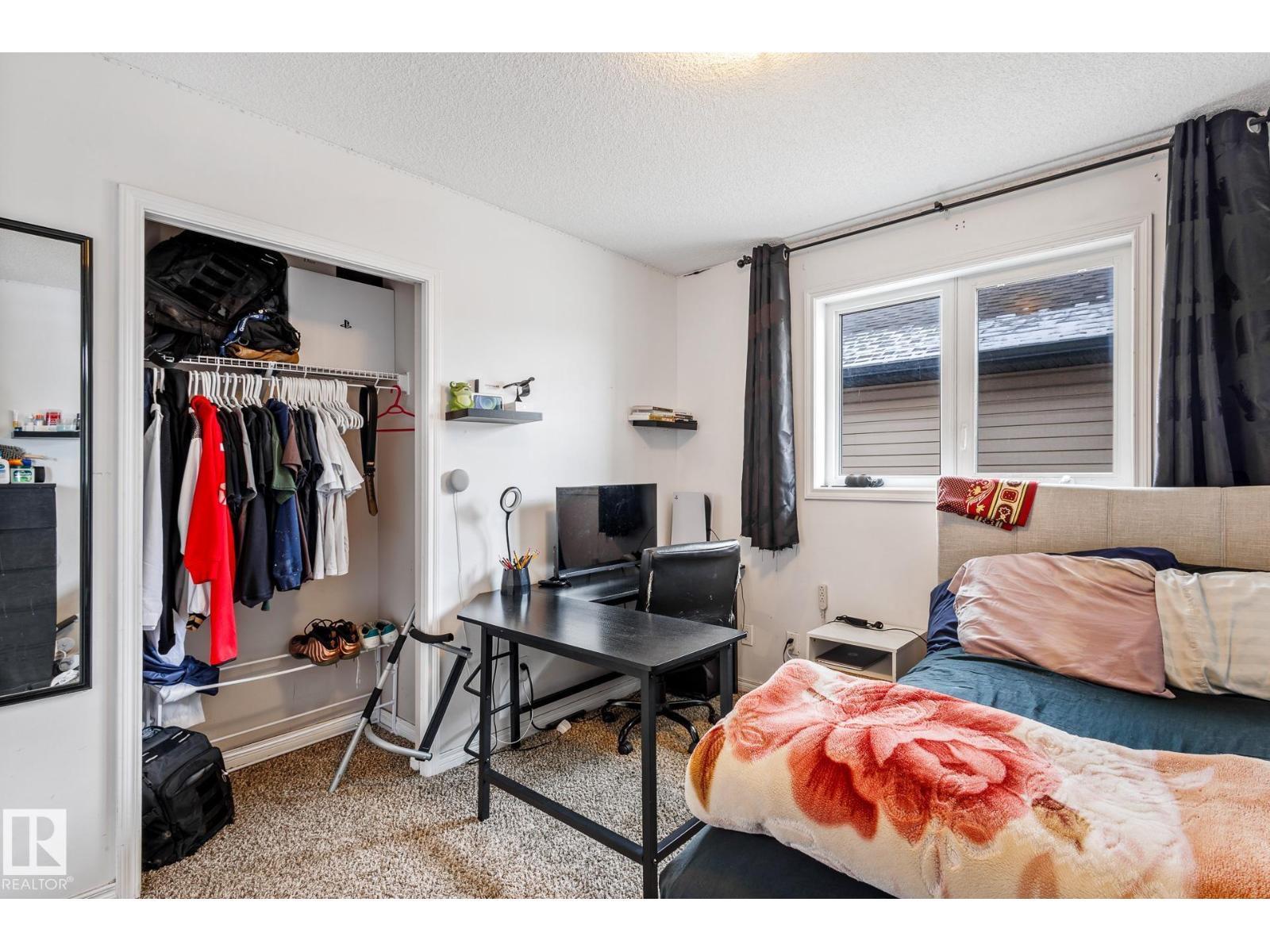 17116 121 St Nw, Edmonton, AB - Indoor Photo Showing Office