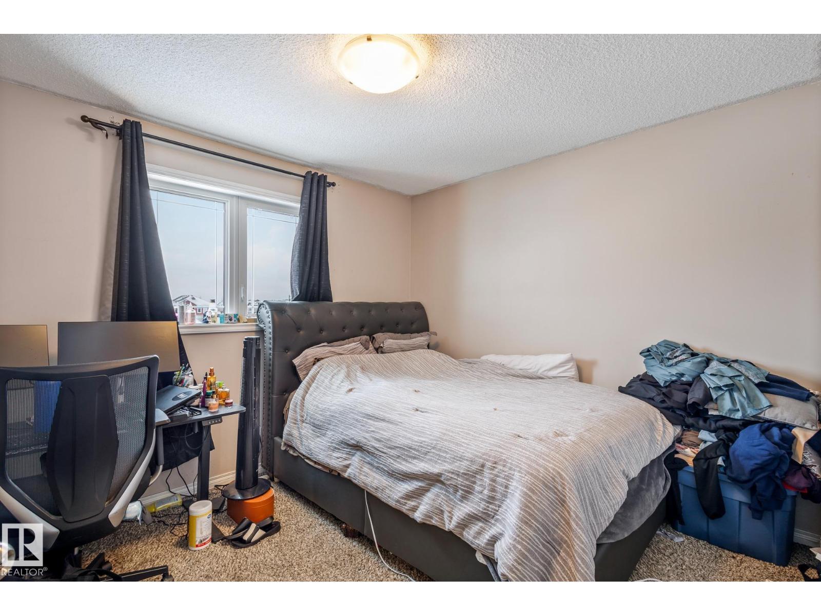 17116 121 St Nw, Edmonton, AB - Indoor Photo Showing Bedroom