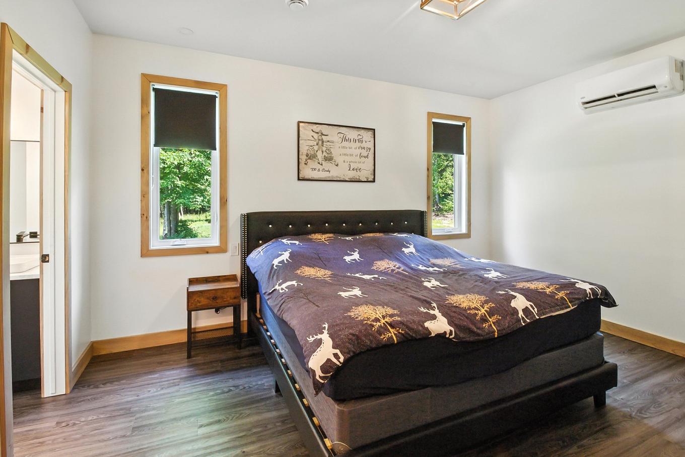 Primary bedroom - 90 Ch. Du Huard, Val-Des-Bois, QC - Indoor Photo Showing Bedroom