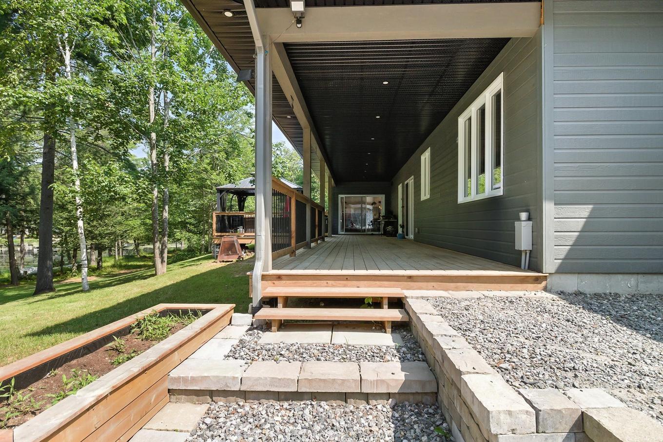 Veranda - 90 Ch. Du Huard, Val-Des-Bois, QC - Outdoor With Deck Patio Veranda With Exterior