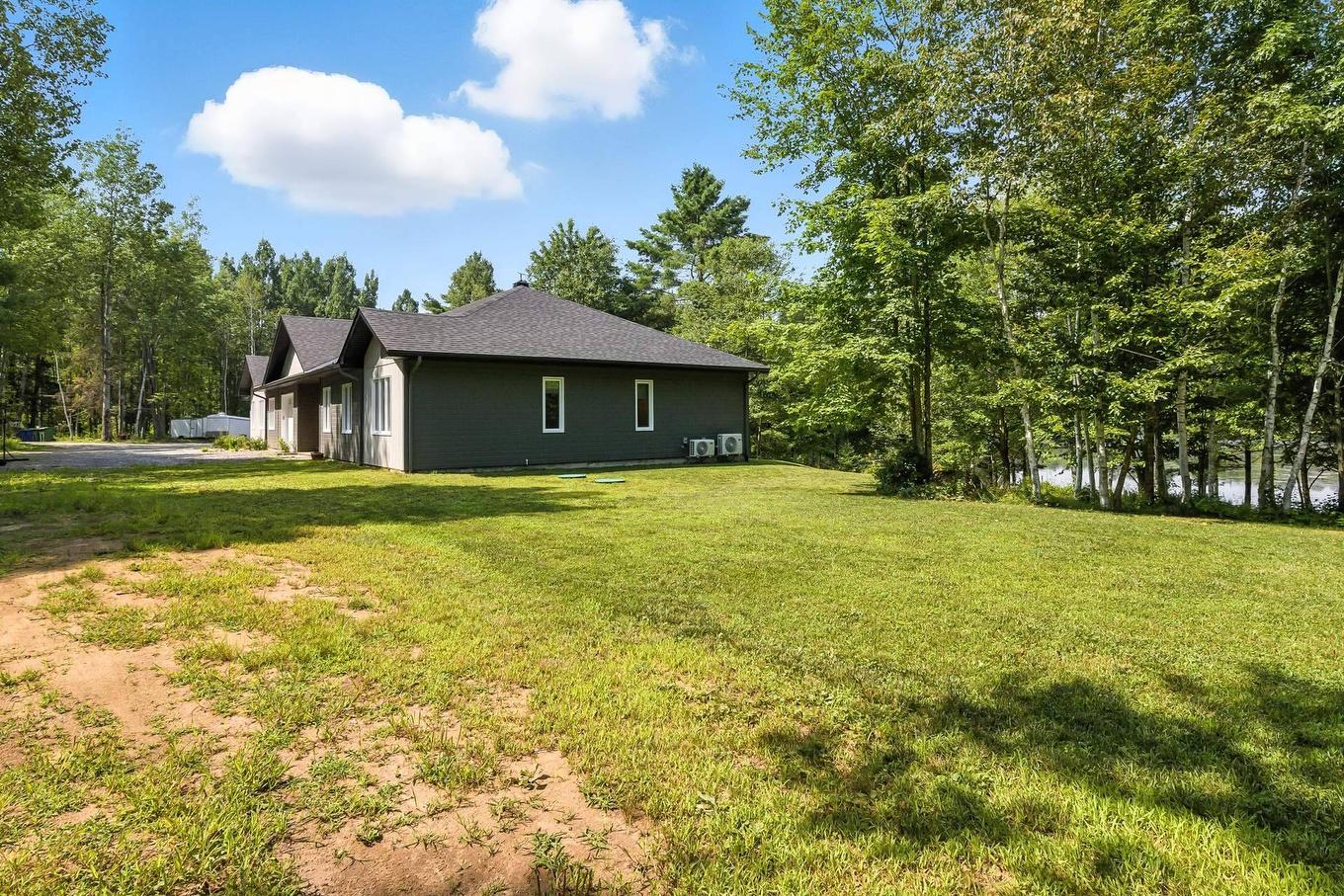 Frontage - 90 Ch. Du Huard, Val-Des-Bois, QC - Outdoor